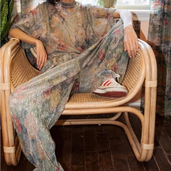 Mia Vesper Shimmery Multicolor Monet Plisse Pants, size small